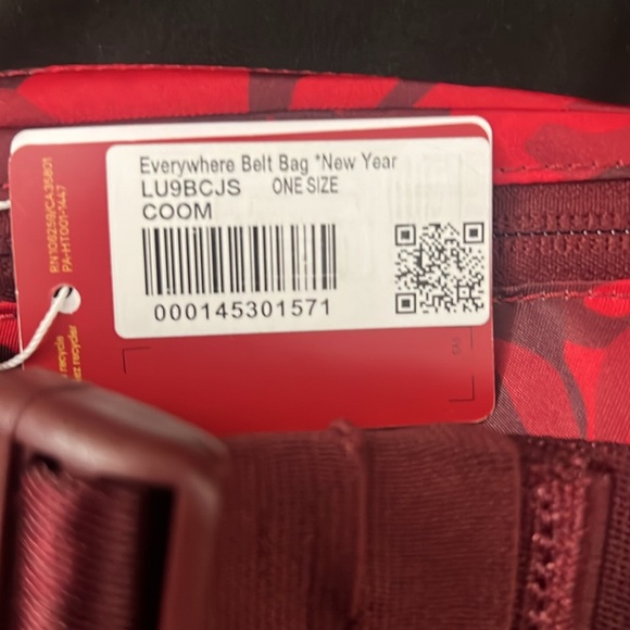 NWT Lululemon Lunar New Year Everywhere Belt Bag 1L - Picture 5 of 5